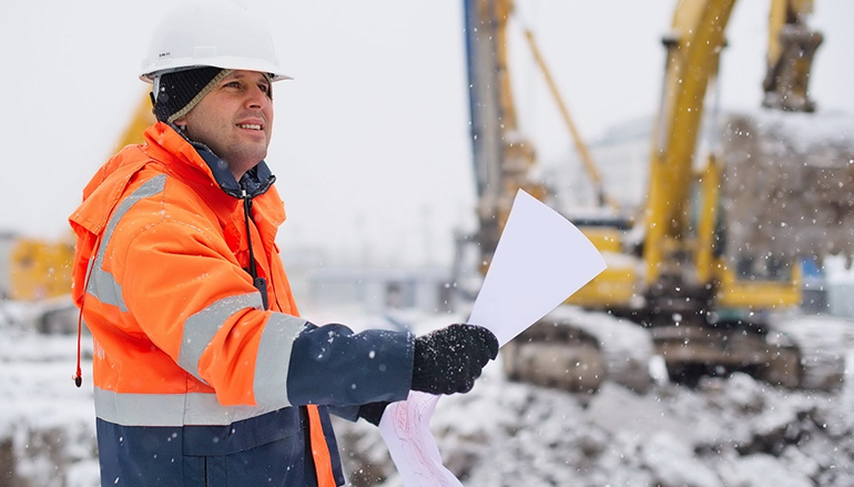 IS YOUR TEAM READY FOR THE TEMPS TO DROP? MAKE SURE THEY HAVE THE RIGHT WORKING GEAR